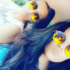 Meet your Posher, Zoee